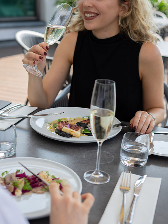 4 chodové obědové menu pro 2 osoby (12 – 15 hod)
