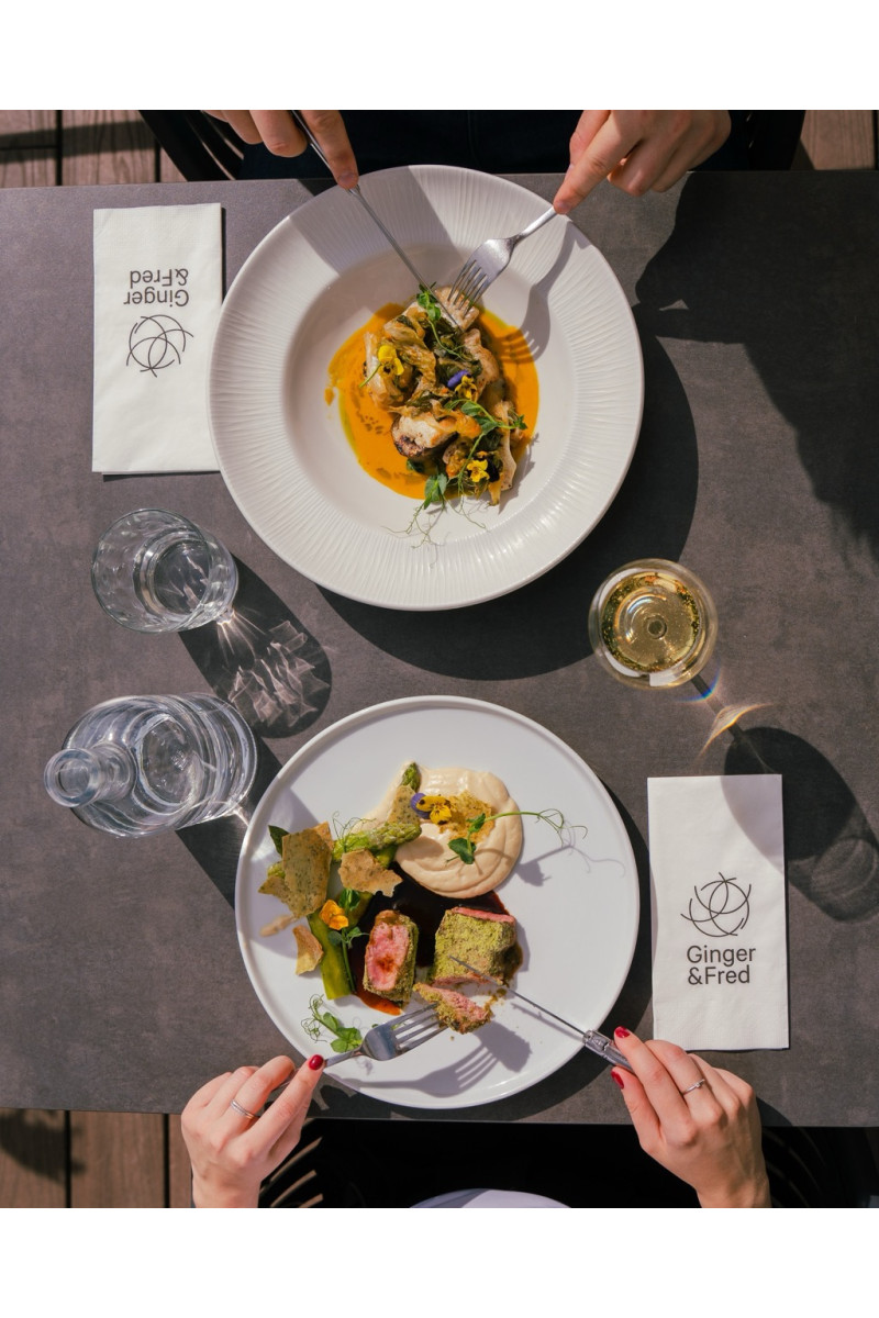 Noc v deluxe pokoji s degustačním menu od Ondřeje Slaniny